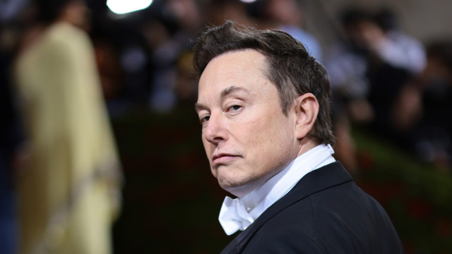 Como um ex-baterista de metal deu prejuízo de R$ 276 bilhões a Elon Musk