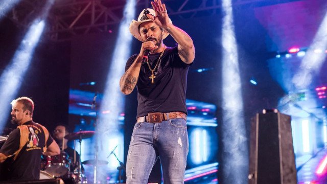 Viúva de João Carreiro encontra bilhetes em pertences do cantor