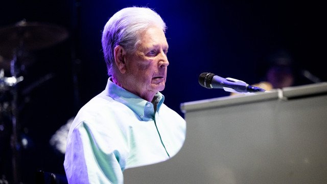 Brian Wilson, da banda Beach Boys, é diagnosticado com demência