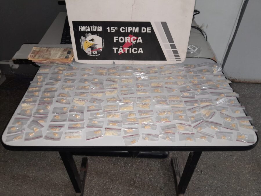 Policiais Militares prendem suspeito por tráfico de drogas em Nossa Senhora do Livramento