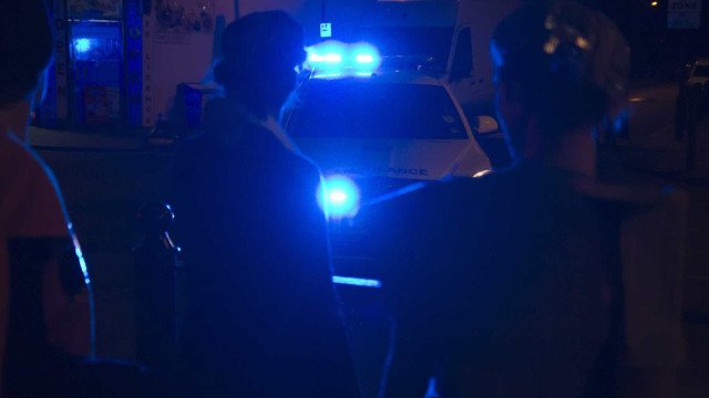 Mulher com bebê no colo é jogada de carro em movimento pelo ex-marido na BA