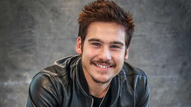 Nicolas Prattes encerra contrato fixo com a Globo e deixa emissora após nove anos