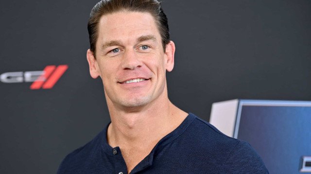Após John Cena aparecer ‘pelado’ no Oscar, site adulto oferece R$ 2,5 milhões por ensaio nu