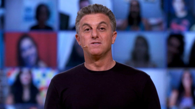 Luciano Huck diz que filho foi aceito na NYU