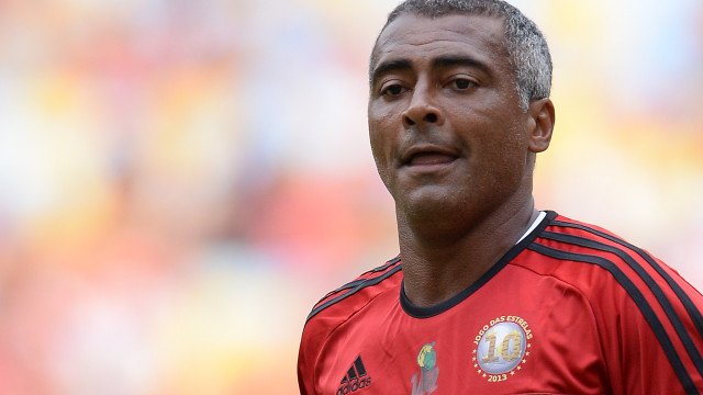 Romário comenta comparações com Endrick