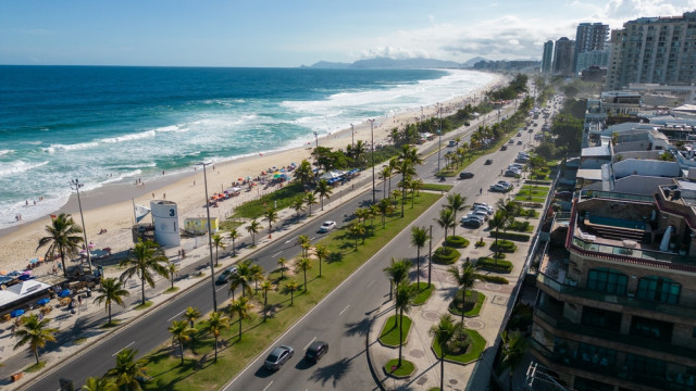 Barra da Tijuca e resto da zona oeste crescem no Rio, enquanto resto da cidade encolhe