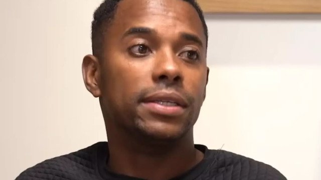 Robinho passa por audiência de custódia e chega em presídio de famosos em Tremembé