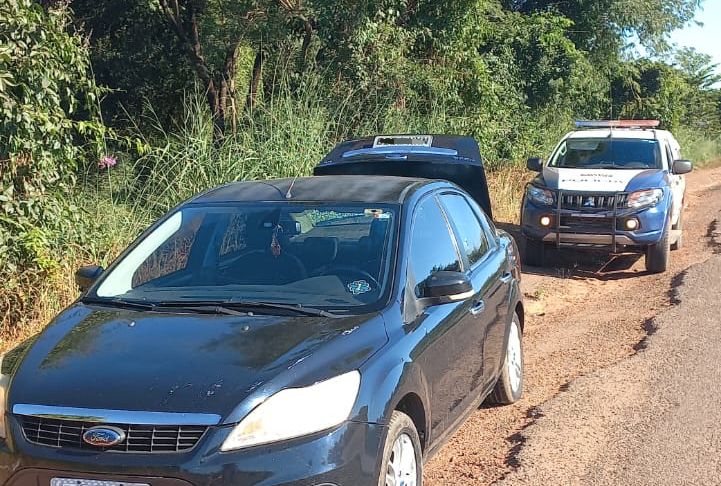 Polícia Militar captura dupla após roubo de veículo em Nova Xavantina