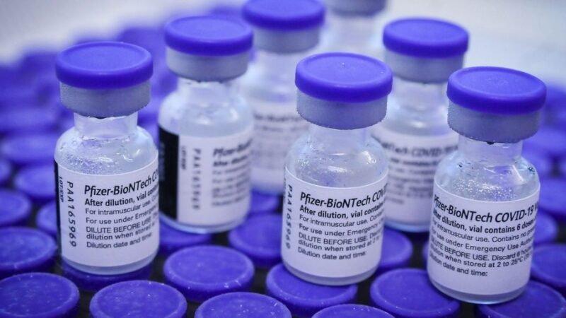 Novas vacinas contra covid-19 chegam na próxima semana