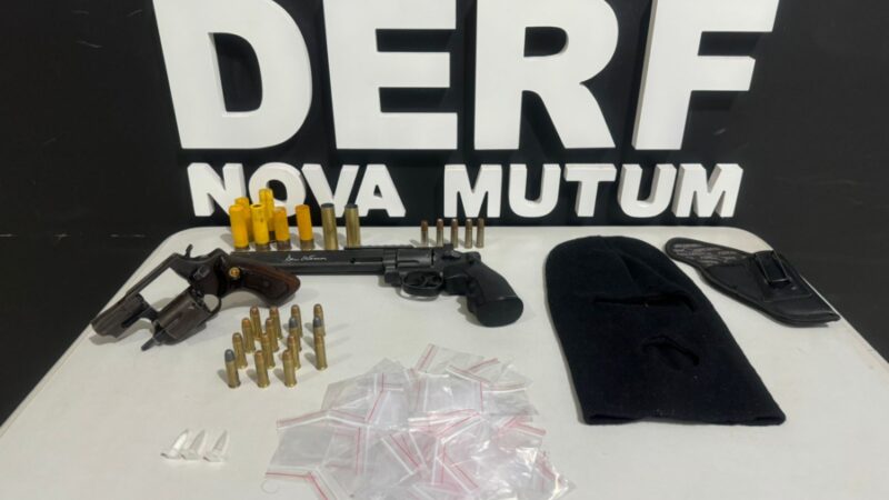Três suspeitos são detidos em flagrante em uma quitinete por porte ilegal de arma e tráfico de drogas em Nova Mutum