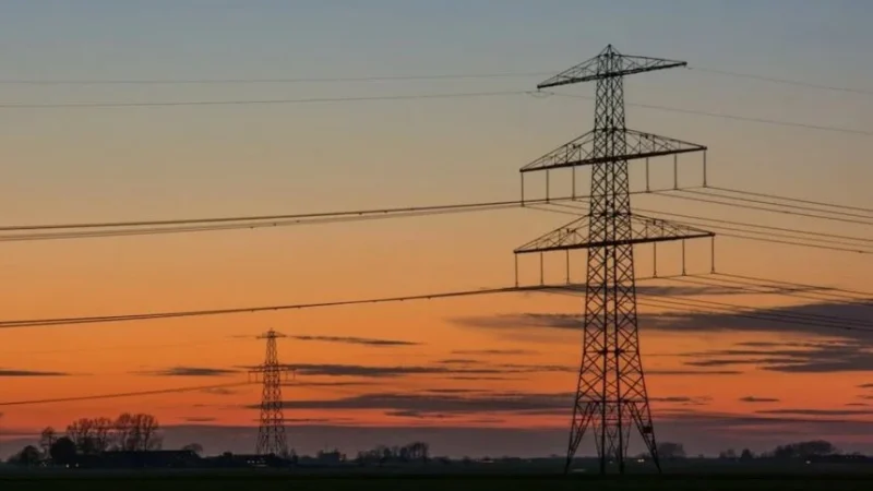 Tarifa de energia em Mato Grosso terá redução de 4,40% a partir da próxima semana, anuncia Aneel