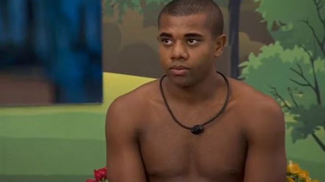 Davi foi orientado por advogado a dizer que não é casado