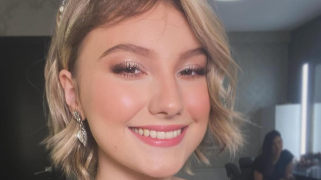 Influenciadora com câncer terminal rebate críticas e mostra laudo médico