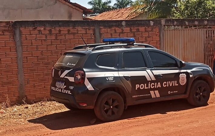 Polícia Civil prende homem por agredir e ameaçar companheira de morte em Confresa