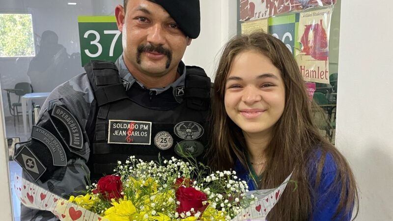 Policial Militar emociona ao surpreender filha com flores em escola em Guarantã do Norte; veja o vídeo