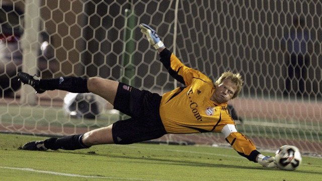 Kahn sai em defesa de Neuer após falha contra o Real Madrid: ‘Parte da vida brutal de goleiro’