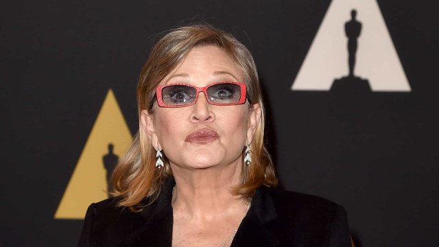 Amigo diz que pressão para reaparecer magra em ‘Star Wars’ causou a morte de Carrie Fisher