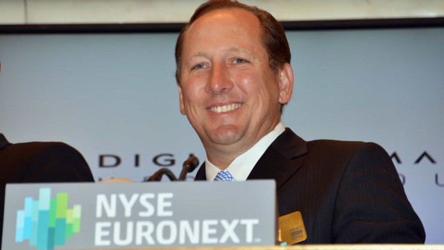 John Textor é multado pelo STJD; R$ 60 mil serão destinados a vítimas das chuvas no RS