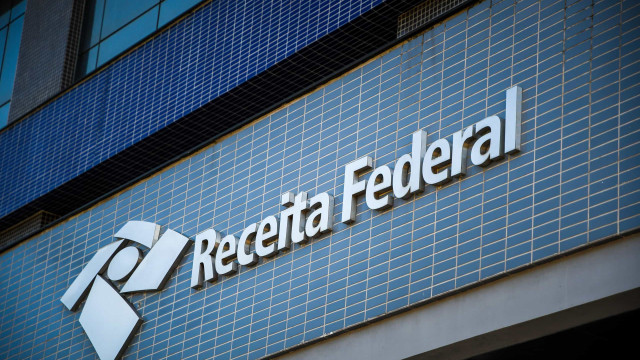 Receita Federal tem leilão com celular, esmeralda e veículos; saiba participar e dar bons lances