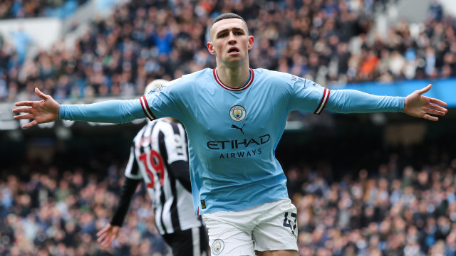 Phil Foden, do Manchester City, é eleito craque do Campeonato Inglês um dia antes da decisão