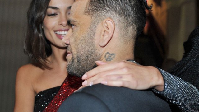 Daniel Alves se muda para uma ilha na Espanha, diz jornal