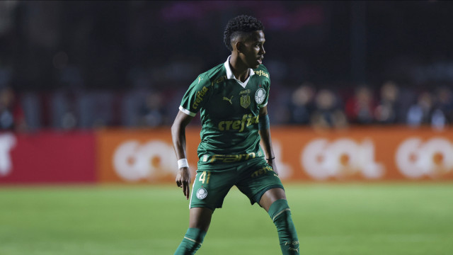Palmeiras pede liberação de Estêvão e mais duas promessas de seleção sub-20