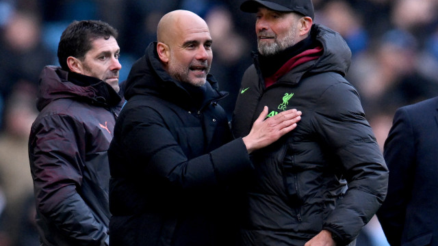 Guardiola ‘protege’ Klopp e aponta fracassos de United, Chelsea e Arsenal
