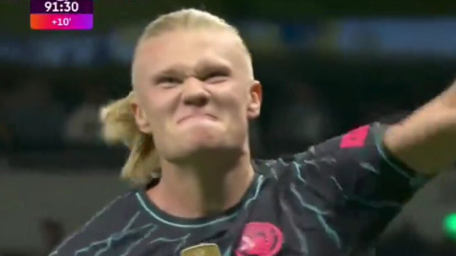 Haaland ensina como se bate um penálti e deixa torcedores em delírio