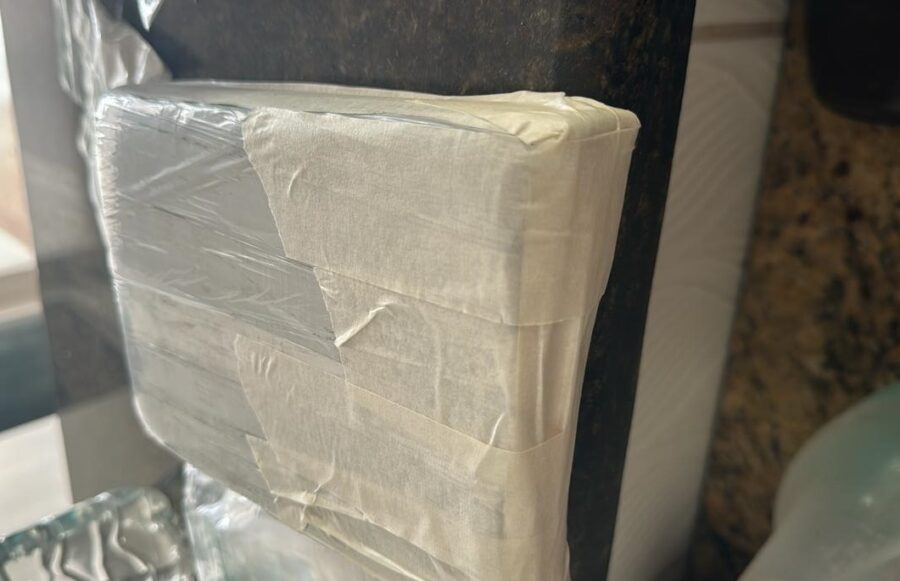 Dois traficantes são presos com um quilo de cocaína em Sorriso