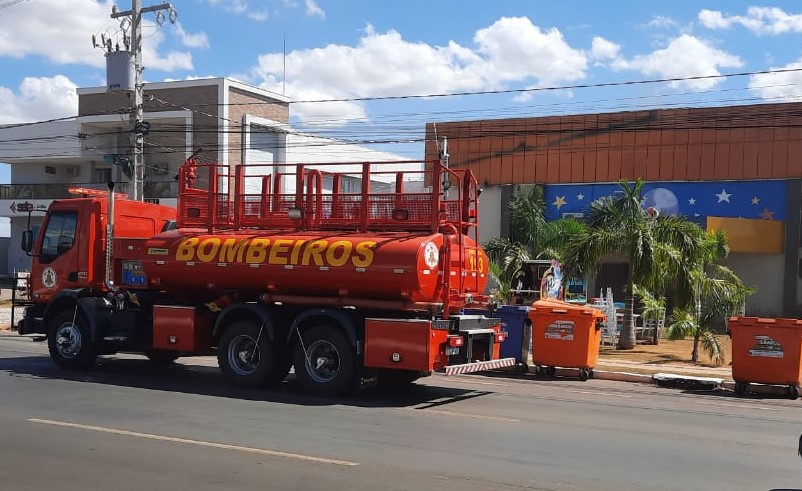 Incêndio em espaço para eventos infantis é combatido pelo Corpo de Bombeiros em Lucas do Rio Verde