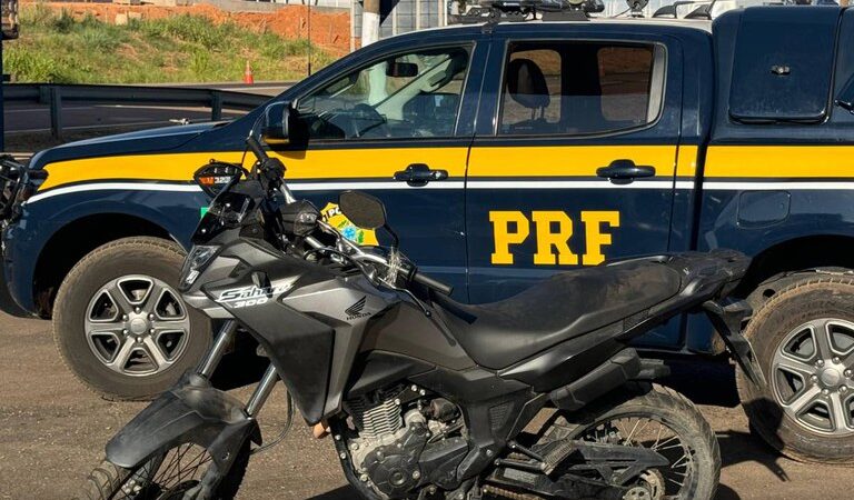 PRF recupera motocicleta furtada em Recife durante fiscalização em Rondonópolis