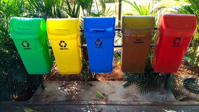 1 em cada 3 brasileiros que diz ter coleta seletiva não separa o lixo, aponta Datafolha