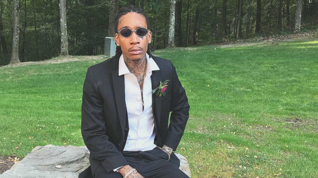 Wiz Khalifa vai ser pai e revela o sexo do bebê