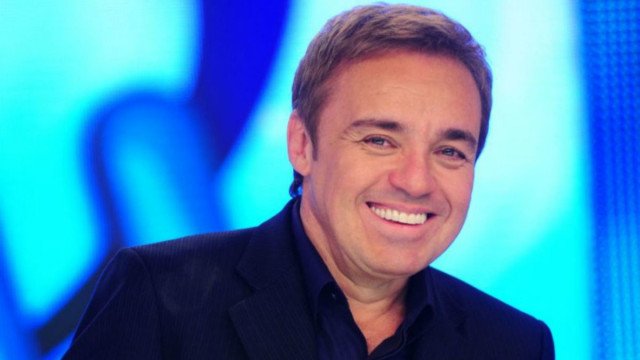 SBT retorna com quadro de Gugu que pagava dívidas do público no Domingo Legal