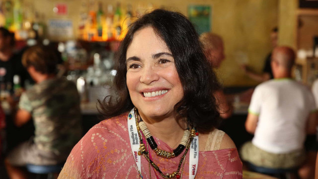 Regina Duarte lamenta morte de Ilva Niño, a empregada Mina de ‘Roque Santeiro’