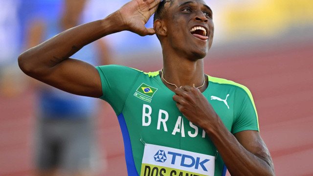 Alison dos Santos vence com sobra nos 400 m com barreiras na Suécia