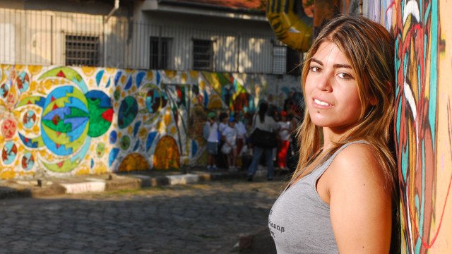 Bruna Surfistinha é indiciada por maus-tratos a animais pela polícia de SP