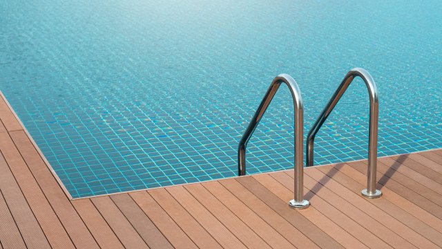 Piscinas devem ter uso consciente da água, diz especialista