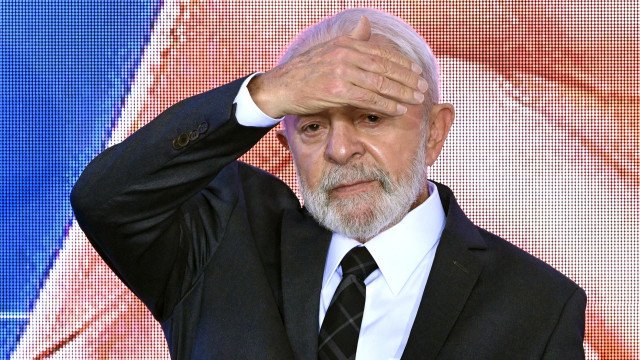 Lula evita responder questão sobre PL antiaborto em passagem pela Suíça