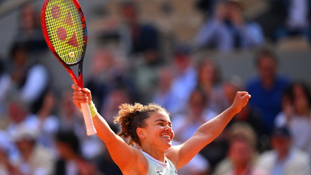 Paolini elimina Andreeva e recoloca tênis feminino da Itália em final de Grand Slam após 9 anos