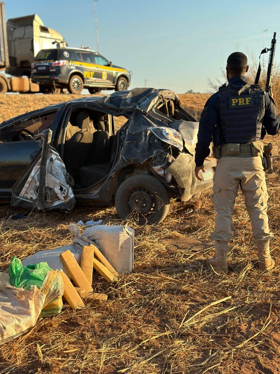 Apreensão de drogas em Rondonópolis: Polícia Rodoviária Federal intercepta traficantes na BR-163