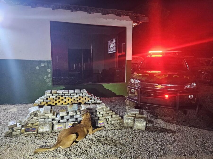 Gefron apreende 153 kg de drogas na BR-070 em Cáceres, causando prejuízo de R$ 1,6 Milhão ao crime organizado