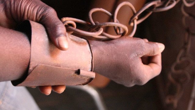 Mulher é resgatada após passar 46 anos trabalhando sem salário no Rio