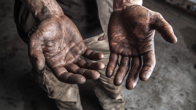 Homens negros são as principais vítimas do tráfico de pessoas no país