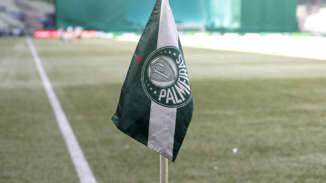 Palmeiras treina sem Estevão e Vitor Reis projeta jogo ‘grandíssimo’ com Flamengo