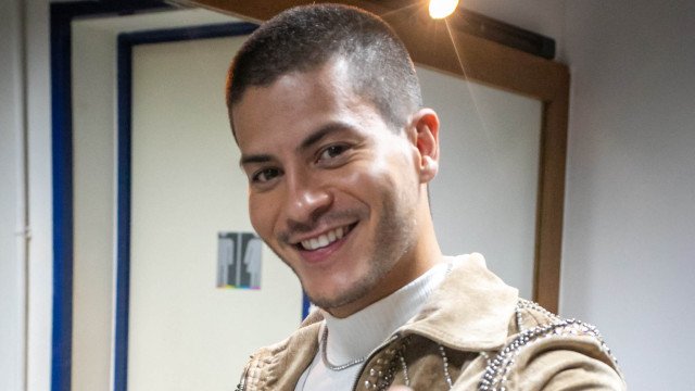 Arthur Aguiar acusa influencer de fake news e diz que vai à Justiça