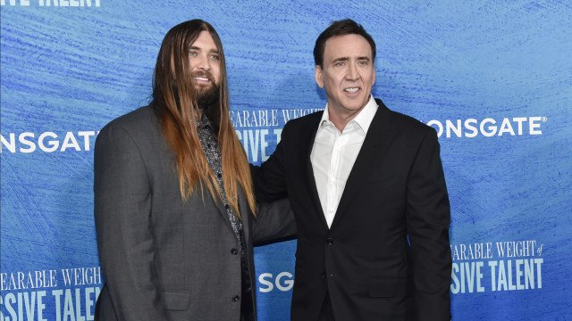 Filho de Nicolas Cage, Weston, é preso por bater na mãe, Christina Fulton