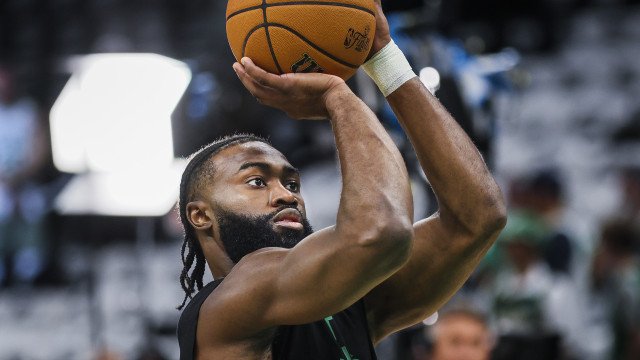 Astro da NBA é flagrado criticando filho de LeBron