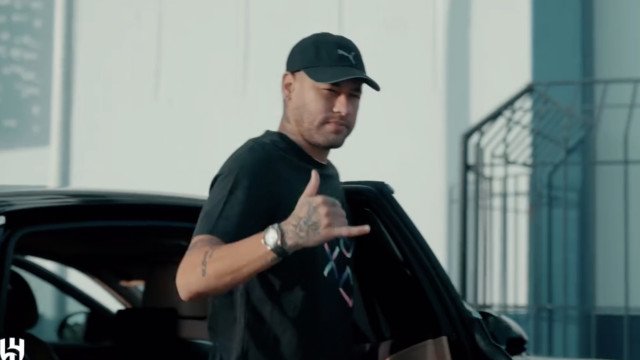 Neymar volta aos treinos no Al Hilal após lesão; veja como foi