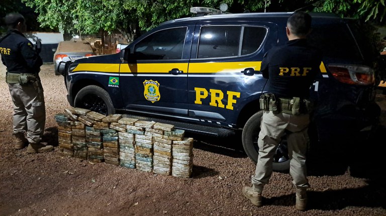 PRF apreende 103 kg de cocaína em caminhonete na BR-163 em Terra Nova do Norte